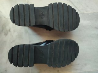 Mocasines piel plataforma Zara negros mujer