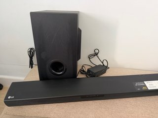 Barra Sonido LG 2.1 160W Subwoofer Inalámbrico