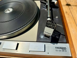 Tocadiscos Thorens TD 125 MKII (da restaurare)