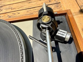Tocadiscos Thorens TD 125 MKII (da restaurare)