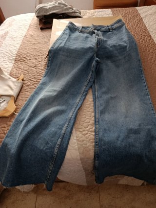 Pantalón vaquero ancho Zara azul