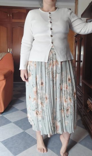 Falda H&M floral plisada