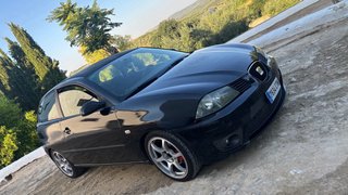 SEAT Ibiza 2004