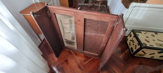 Cubre radiador vintage madera puertas falsas
