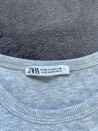 Top Zara gris, talla S