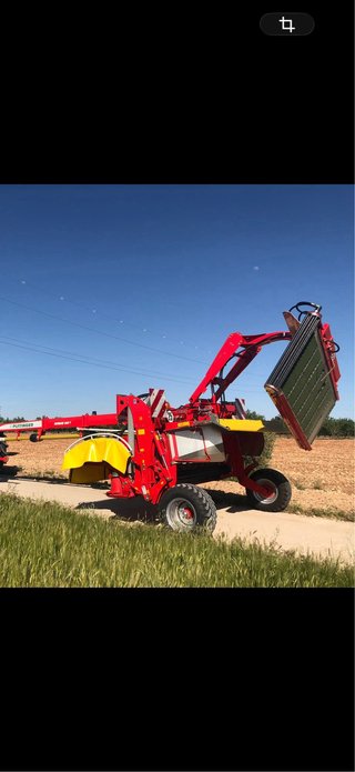 Segadora Poettinger 3,5m con ciinta todo al dia