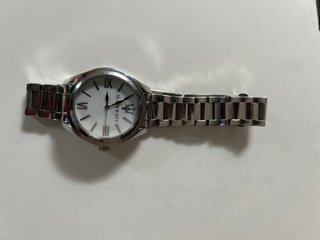 Reloj Maserati Plata y Blanco