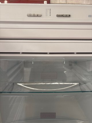 Congelador Vertical Miele 185cm