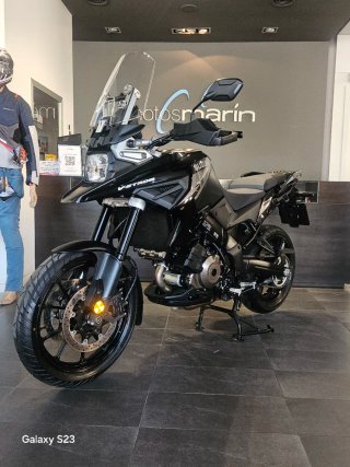 SUZUKI V-STROM 1050 TECH 2025 REESTRENO