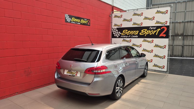 Peugeot 308 2021, foto 3