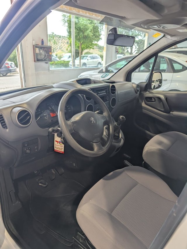 Peugeot Partner 2011