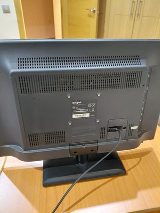 Televisor Engal Negro