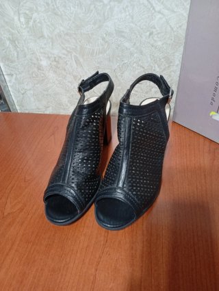 Sandali neri donna tacco 37 nuovi