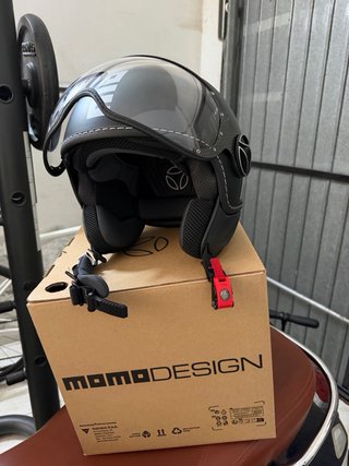 Casco Momo Design Negro Scooter