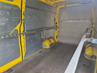RENAULT MASTER 2.3 DCI L3H2 Plat.elevadora