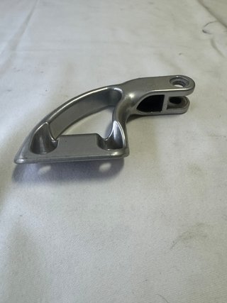 Harley Davidson 2002-2003 V-Rod. Soporte estribo