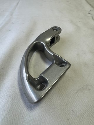 Harley Davidson 2002-2003 V-Rod. Soporte estribo
