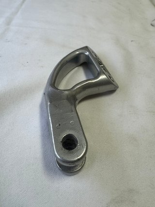 Harley Davidson 2002-2003 V-Rod. Soporte estribo