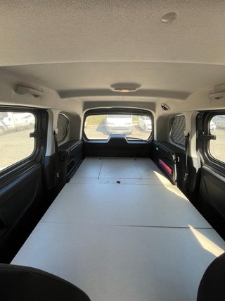 Mueble camperización furgoneta. INCLUYE COLCHON
