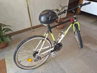Bicicleta Orbea Negra y Verde