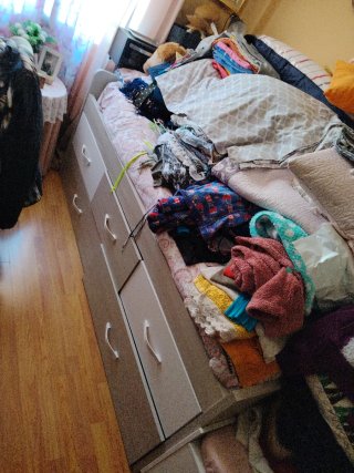 Dormitorio completo: Cama nido, escritorio, armari