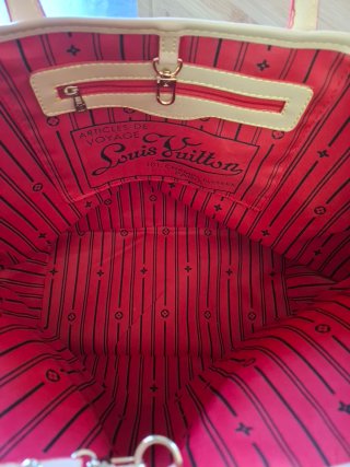 Borsa Louis Vuitton Beige e Bianca