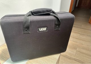 Mesa de Mezclas Yamaha MG10XUF + Funda rígida UDG