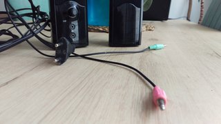 Altavoces Hercules Negros