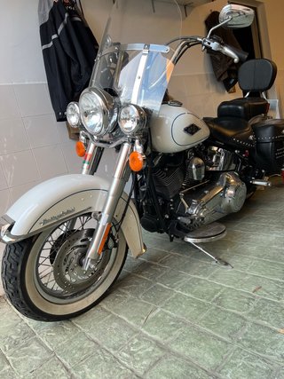 Harley-Davidson FLSTC Softail Heritage