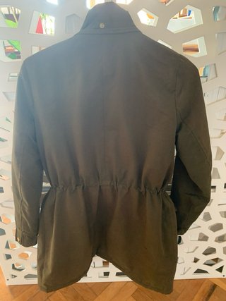 Parka Stradivarius verde mujer Talla S