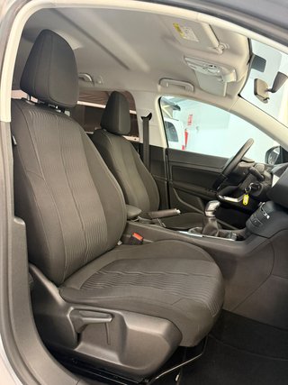Peugeot 308 2016