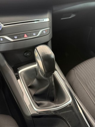 Peugeot 308 2016