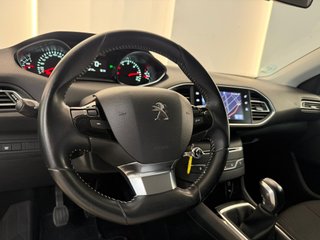 Peugeot 308 2016