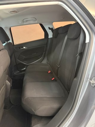 Peugeot 308 2016