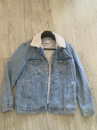 Chaqueta tejana Bershka forrada