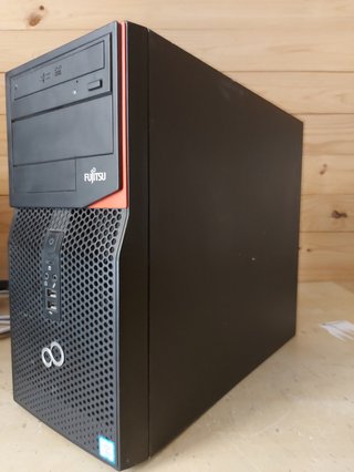 Fujitsu Core i5 6600 8GB RAM 512GB SSD