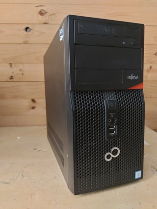 Fujitsu Core i5 6600 8GB RAM 512GB SSD