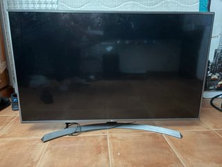 Televisor LG Negro
