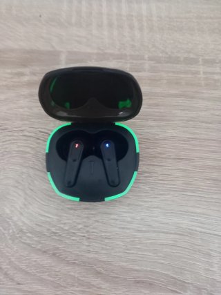 Auriculares TWS 2024 LED Negro/Gris