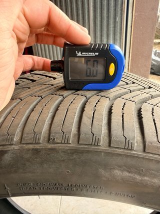 NEXEN N BLUE 4 SEASONS 225/40 R18