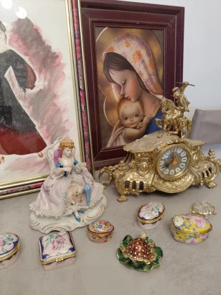 Lote vintage figuras y joyeros cuadros