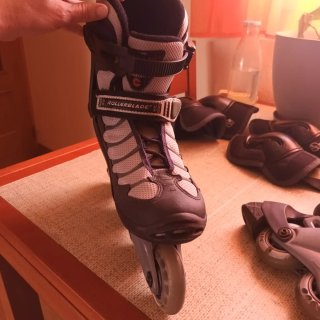 Patines en línea Rollerblade.  Talla 43.