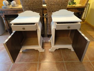 Originales Mesillas de dormitorio antiguas madera