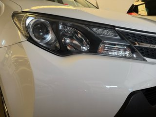 Toyota RAV4 4x4 motor 2.0d4d.