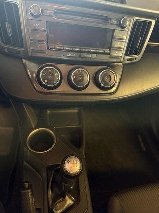 Toyota RAV4 4x4 motor 2.0d4d.