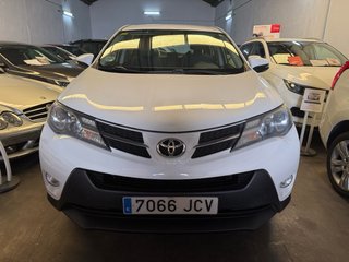 Toyota RAV4 4x4 motor 2.0d4d.
