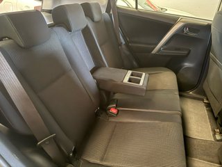 Toyota RAV4 4x4 motor 2.0d4d.