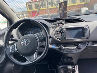 Toyota Yaris Híbrido ECO Automático