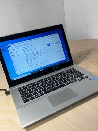 Sony Vaio i5 8GB RAM 240GB SSD Argento