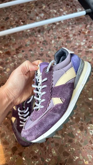 Zapatillas Bimba y Lola Morado